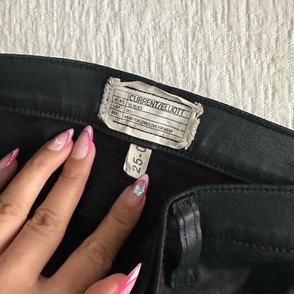 Current/Elliott Black Coated Jean - Picture 5 of 6